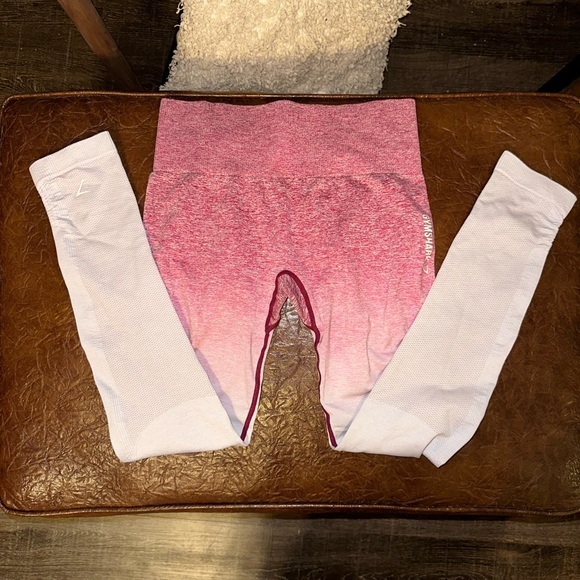 Gymshark Pants - UGC GYMSHARK Adapt Vital Seamless Ombre Pink Leggings Size Medium